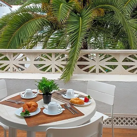 Rosales Hotel Breña Baja
